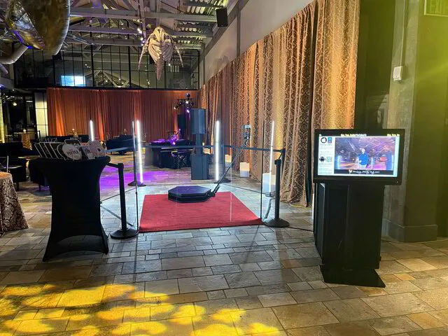 360-photo-booth-rental-9-5434503