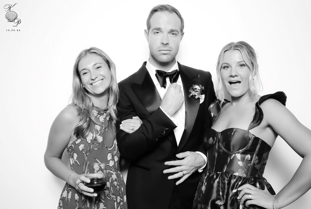 What to Expect When You Book a Glam Photo Booth: Setup, Pricing & Day-Of FAQs 1 glam photo booth 1 One, Two, Smile! Photobooth