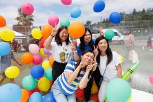 Case Studies 16 Balloon Dome photo booth One, Two, Smile! Photobooth